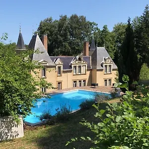 Bed & Breakfast Chateau De Bonnevaux